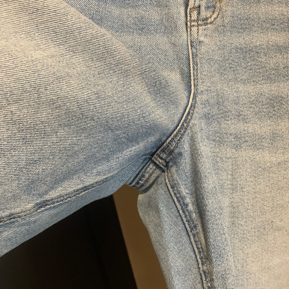 American Eagle Outfitters Stretch Denim Jeans CURVEY MOM JEANS SIZE 12 - Picture 3 of 7